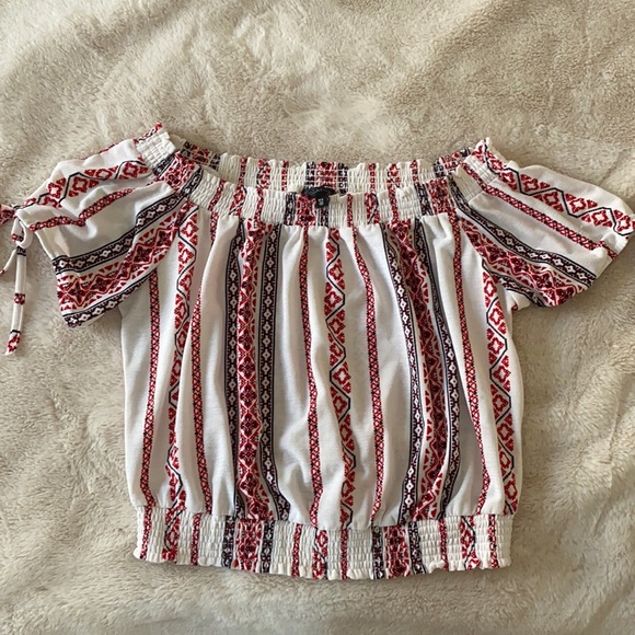 Off the shoulder crop top - Picture 1 of 1